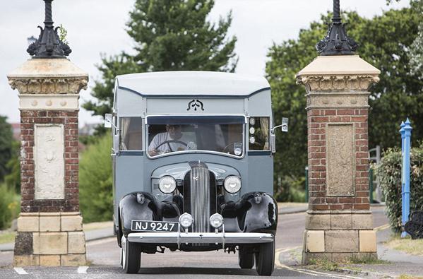 英國首輛房車即將接受拍賣 穿越80年塵封歷史